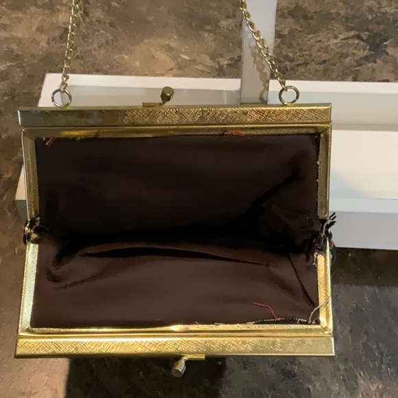 Vintage tapestry woman’s purse with shoulder chain - Picture 3 of 5